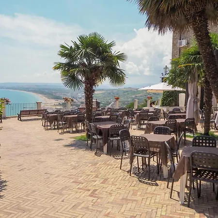 別荘 Casa Sant'anna ヴァスト